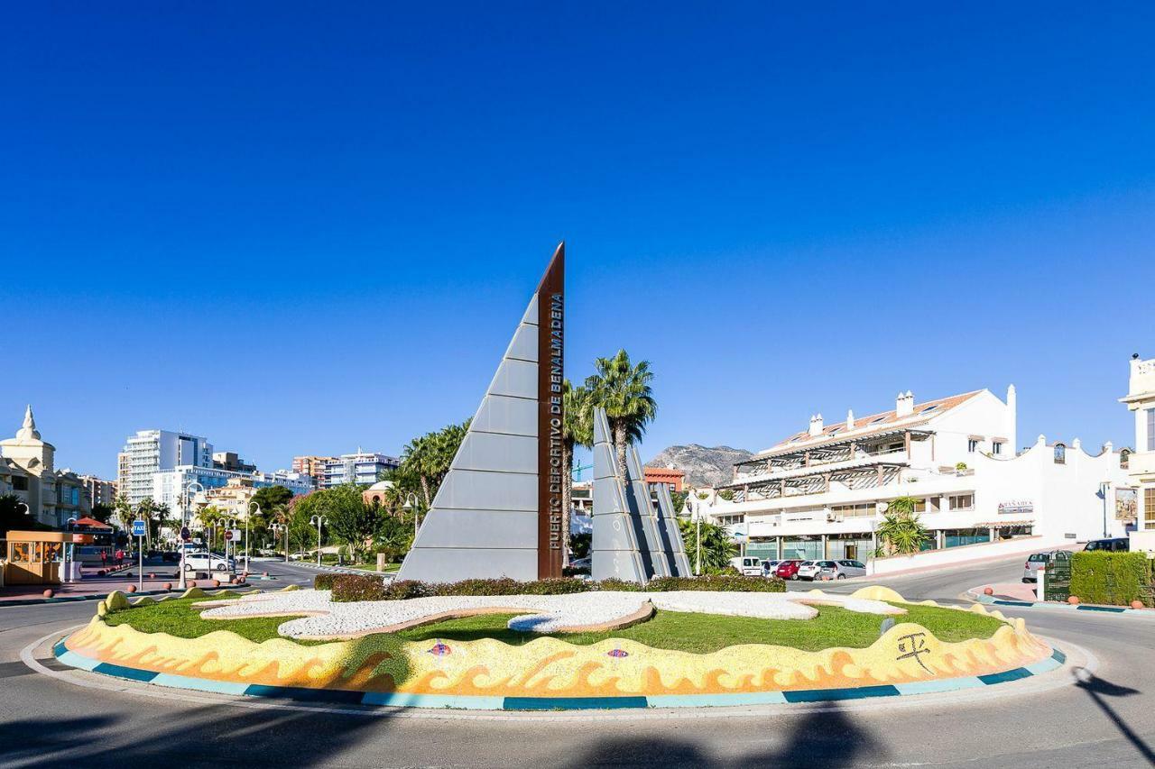 Apartament Benalmadena Puerto Marina Lägenhet Exteriör bild